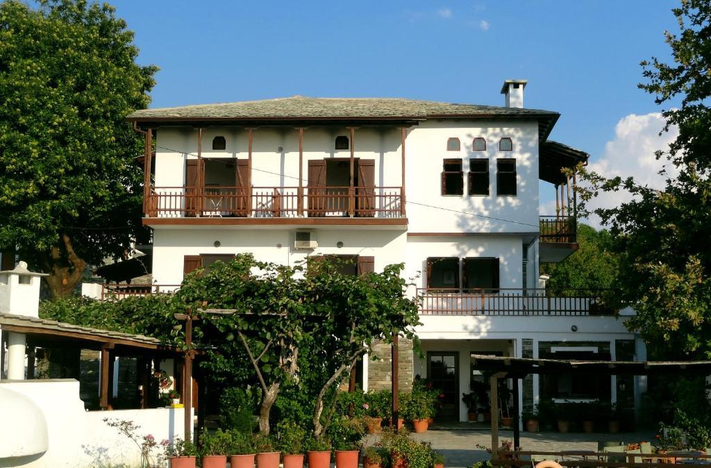 Hotel Vrionis Agios Dimitrios  Exterior photo